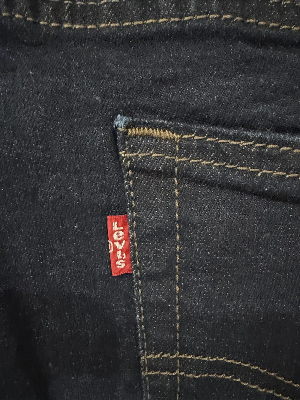 40x32 Levi's Men's Black Slim Straight Jeans
